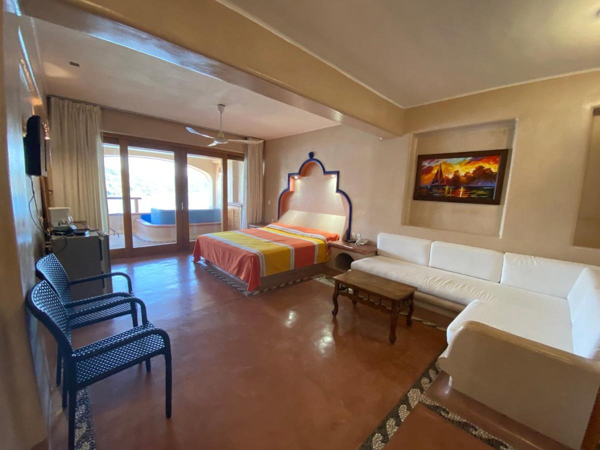 Villa Del Pescador Zihuatanejo Bagian luar foto