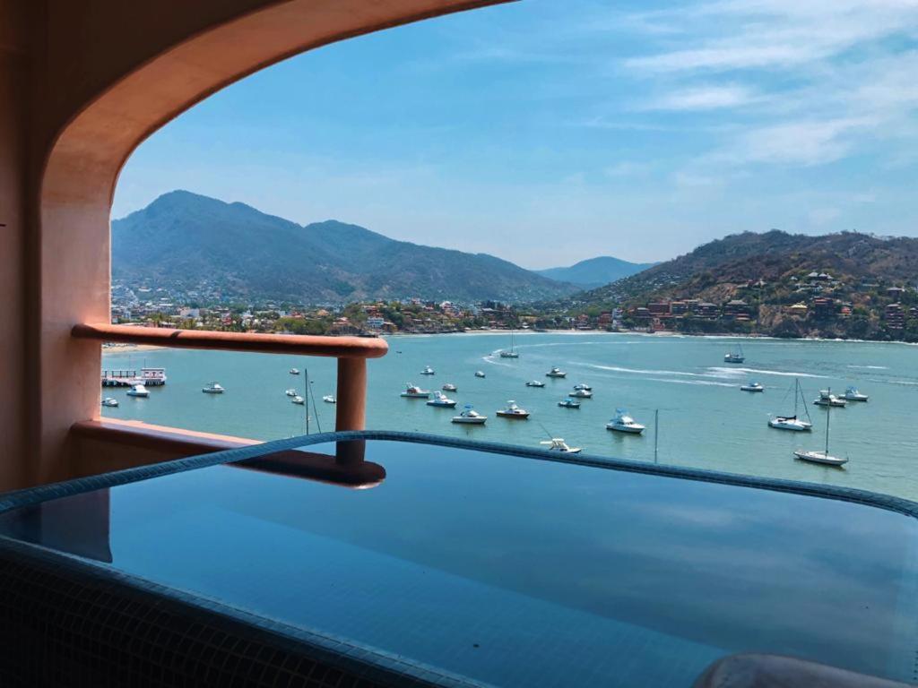 Villa Del Pescador Zihuatanejo Bagian luar foto