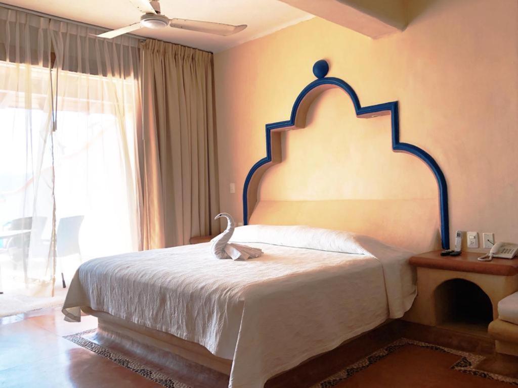 Villa Del Pescador Zihuatanejo Bagian luar foto